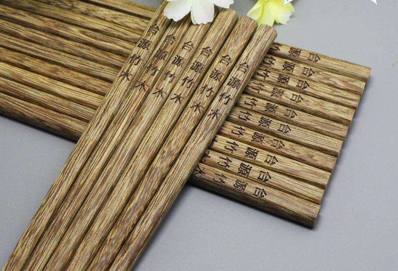筷子激光打標(biāo)機(jī) 青島通用激光 青島打標(biāo)機(jī) CO2二氧化碳激光打標(biāo)機(jī)